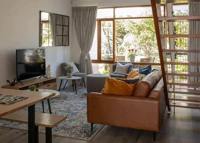 Your Own Space In The Leafy Cape