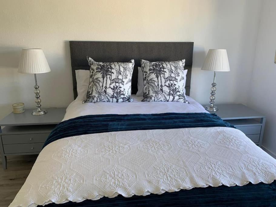 Your Own Space In The Leafy Cape * Cape Town